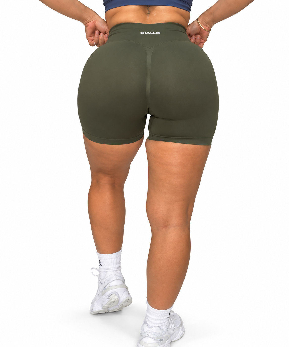 Essentials Invisable Scrunch Short