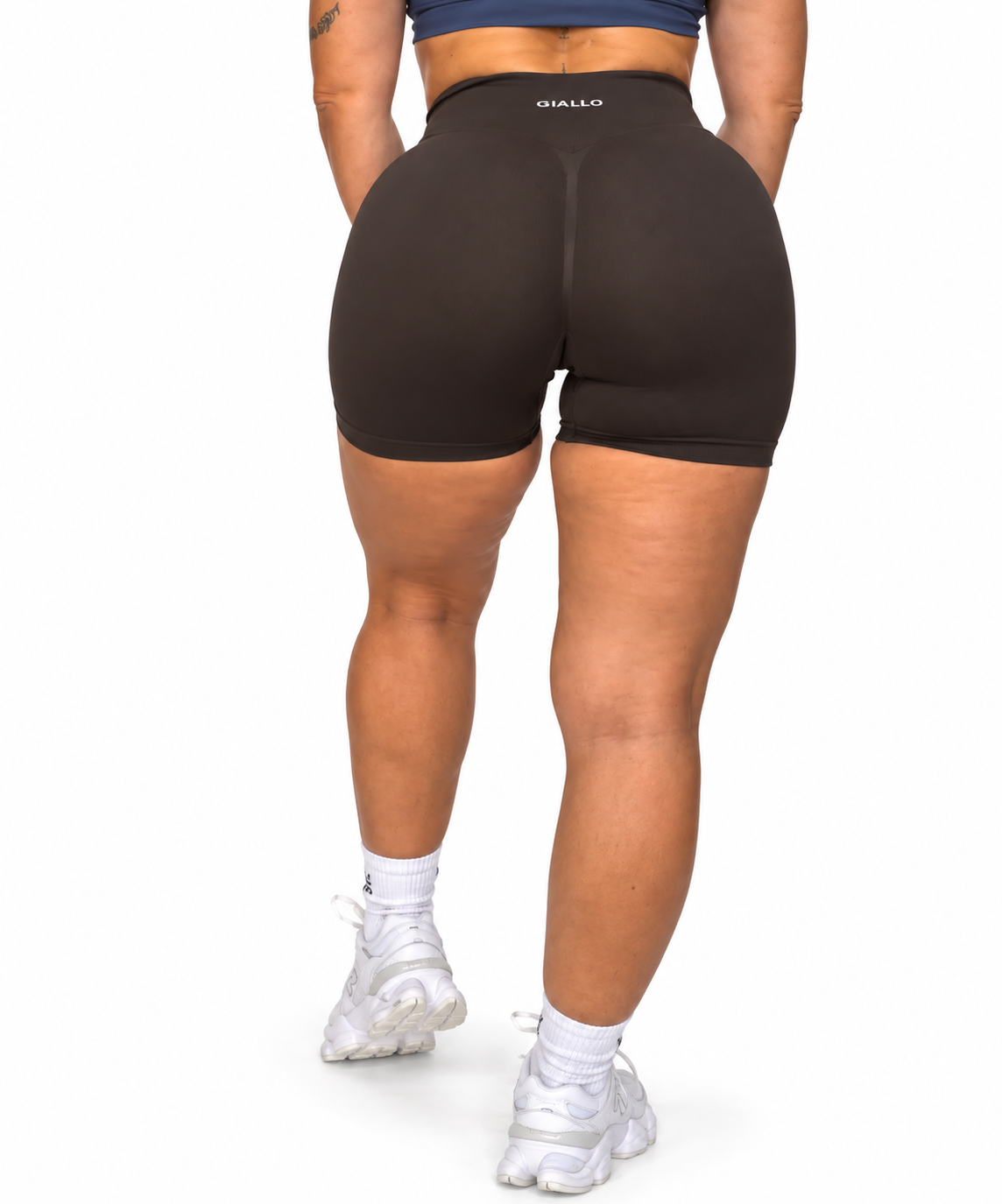 Essentials Invisable Scrunch Short