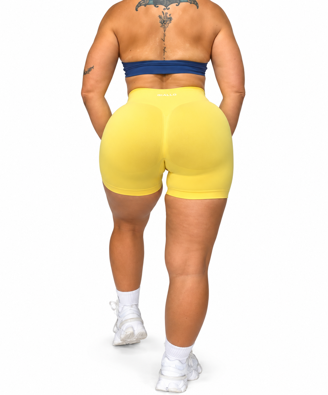 Essentials Invisable Scrunch Short