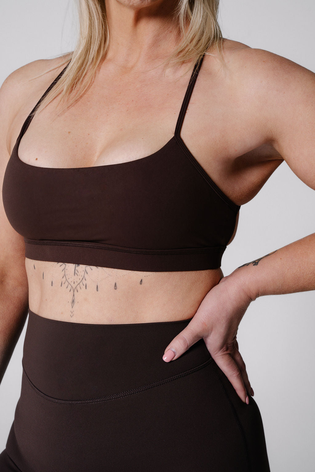 Forma Cross Back Crop